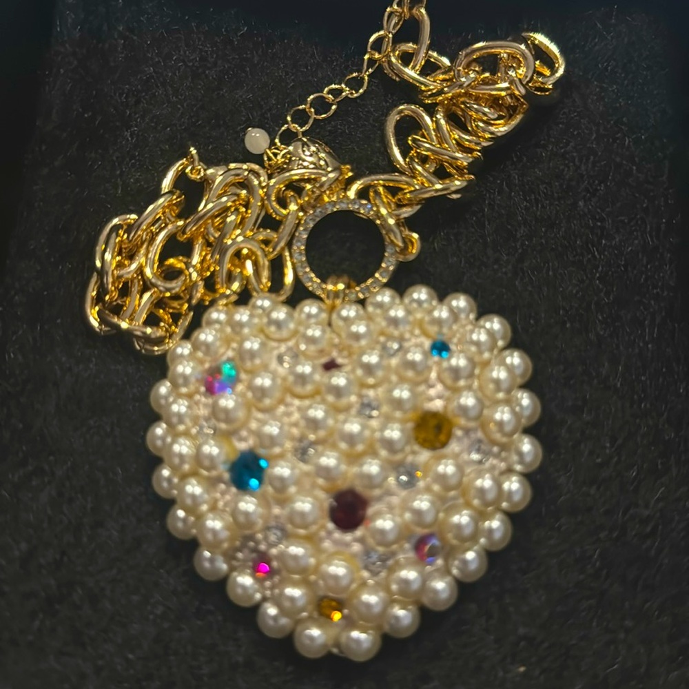 Betsey Johnson Pearl Heart large Pendant Necklace